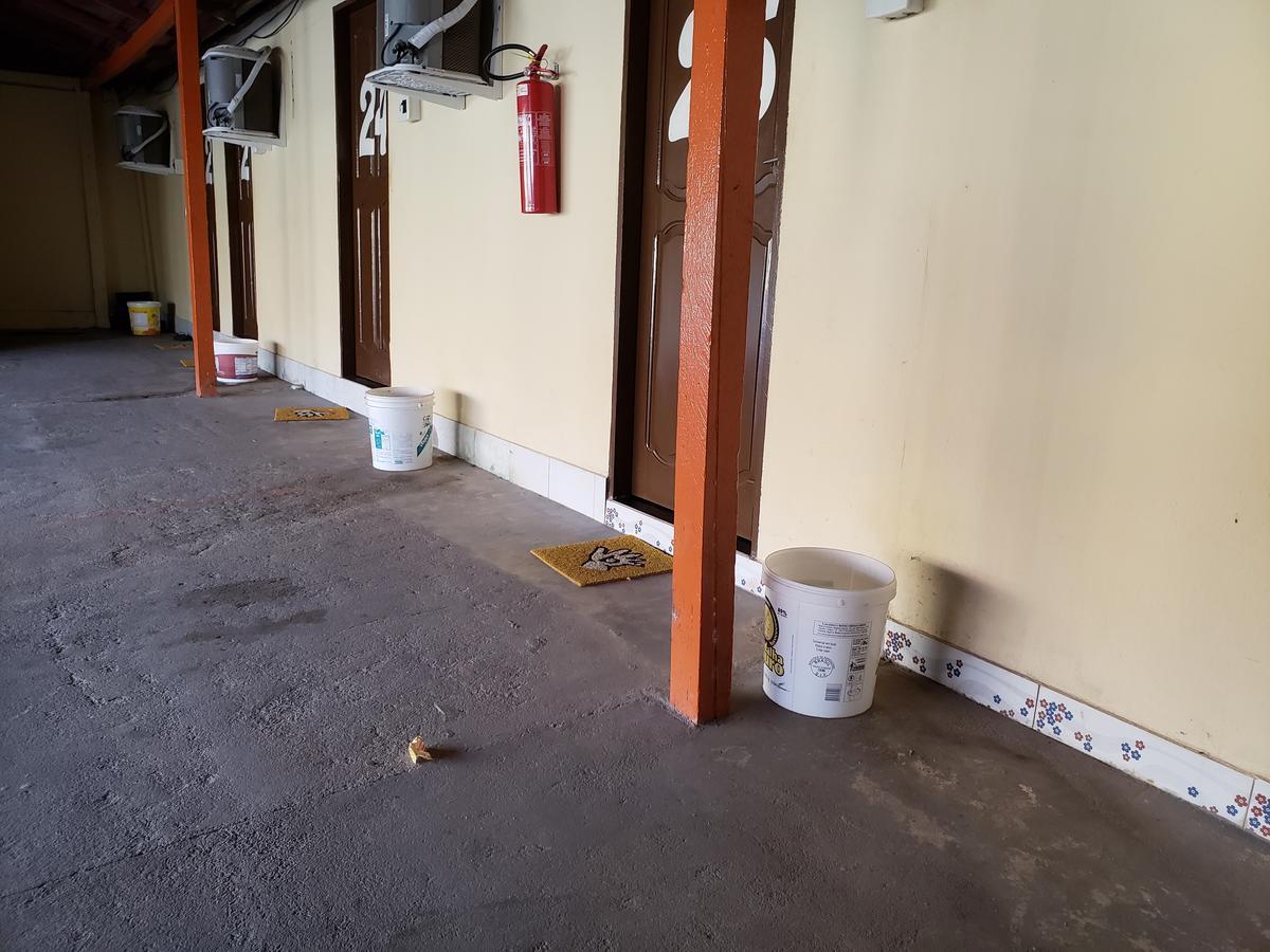 Hotel Mao Branca Capitao Poco Luaran gambar